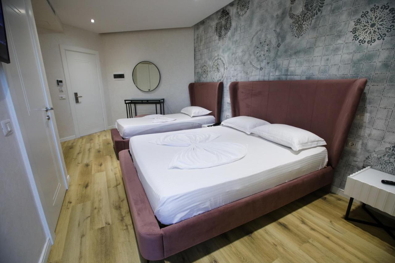 Blue Boutique Hotel Dhërmi エクステリア 写真