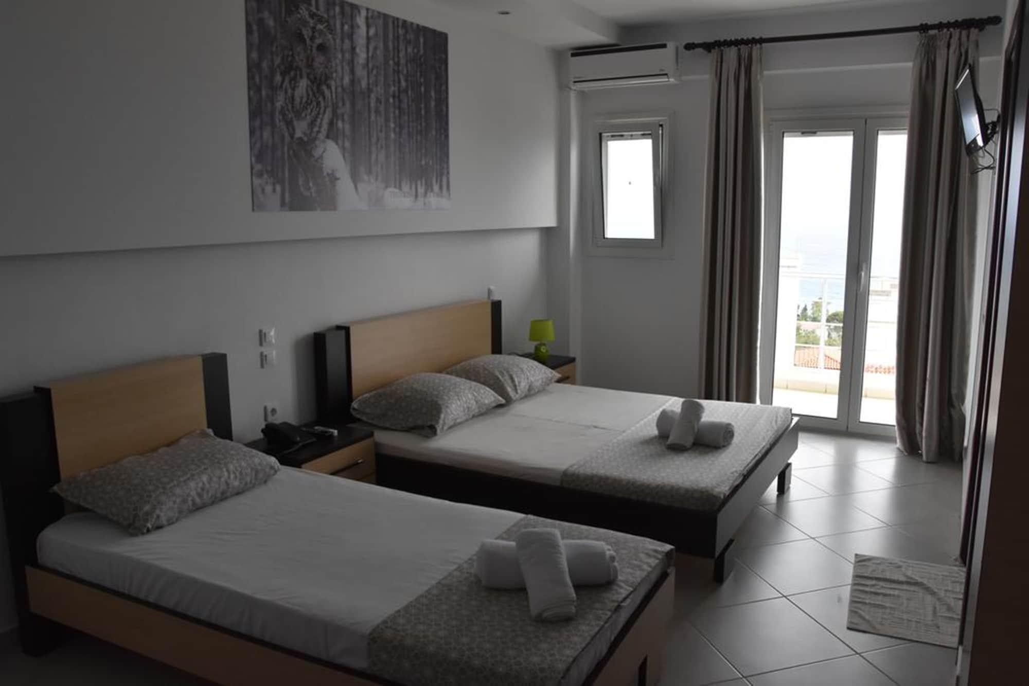 Blue Boutique Hotel Dhërmi エクステリア 写真