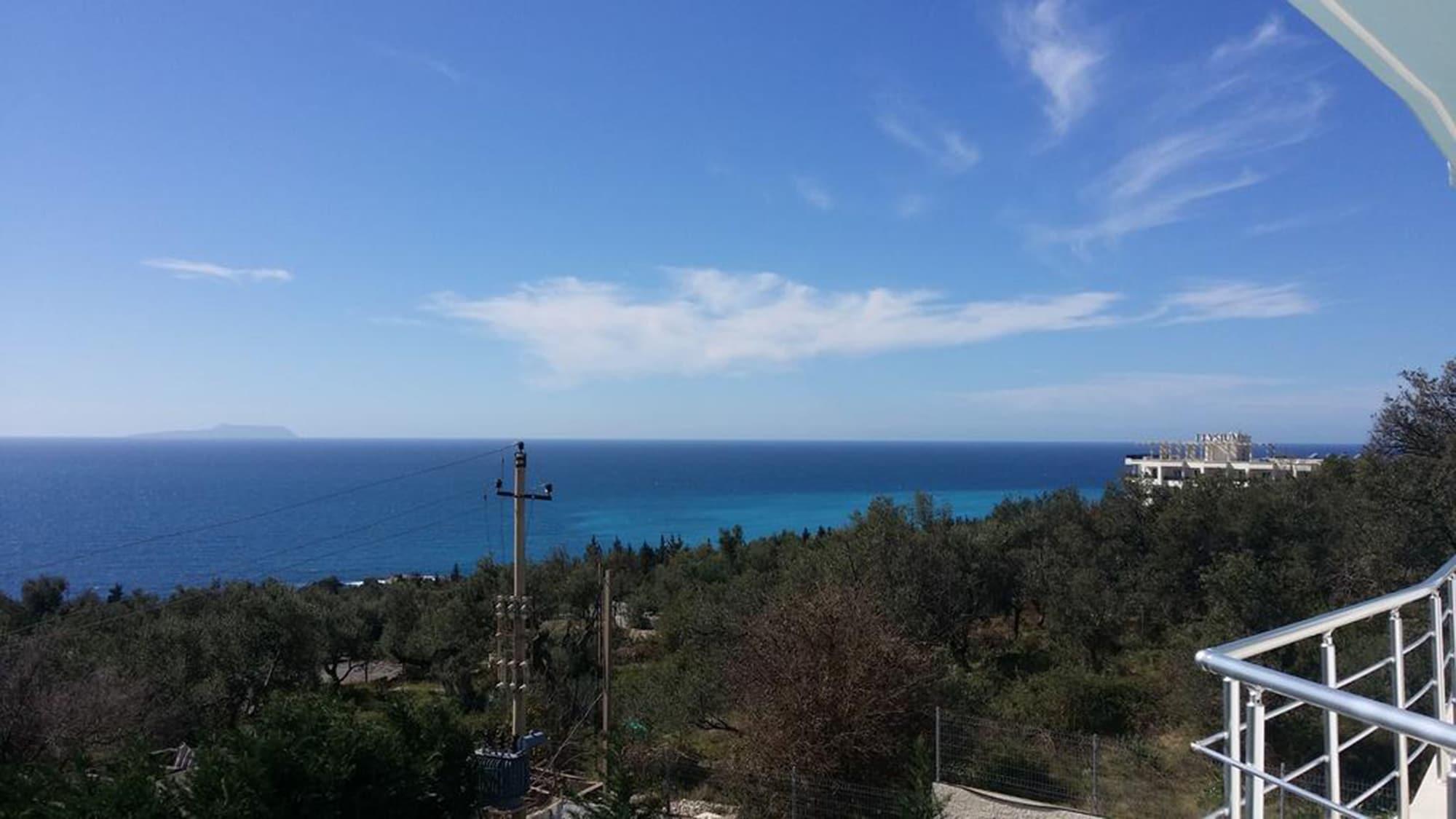 Blue Boutique Hotel Dhërmi エクステリア 写真