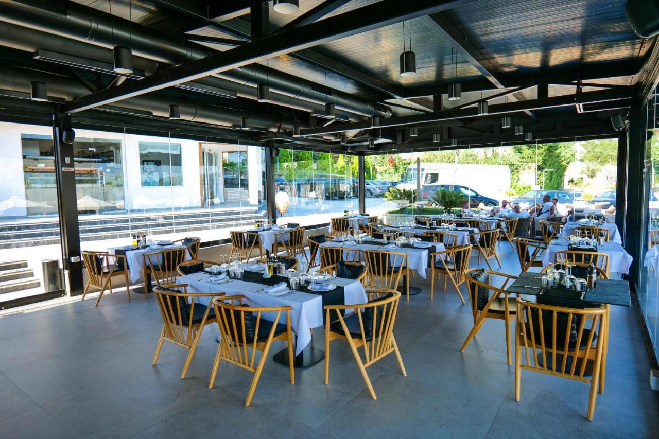 Blue Boutique Hotel Dhërmi エクステリア 写真